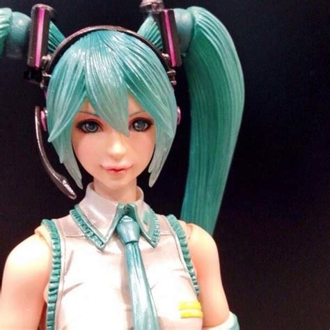 Hatsune Miku Figurine Hatsune Miku Tetsuya Nomura Miku