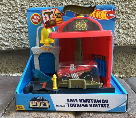 Hot Wheels City Downtown Fire Station Spinout Playset
