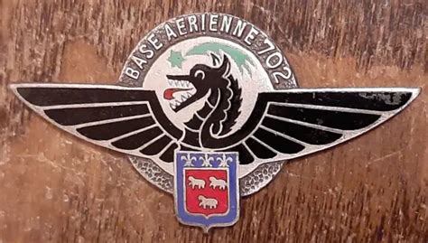 INSIGNE BADGE ÉMAIL BA 702 AVORD BASE AERIENNE AIR SANS ATTACHE