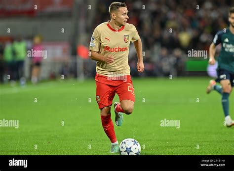 Przemyslaw Frankowski 29 ans du RC Lens photographié lors du match de