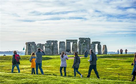 stonehenge  day   entry  coach transfers