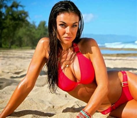 Serinda Swan Bikini Pics Celebrity Hot Wallpapers And Photos