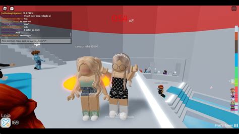 Angel Jogando Pela Primeira Vez No Canal Buraco Na Parede Roblox