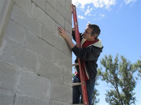 Ladder Training and the Belt Buckle Rule - Hard Hat Training