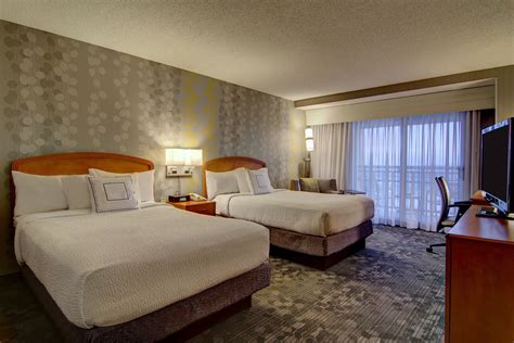 Hotels in Tysons Corner, VA | Courtyard Tysons Corner Fairfax