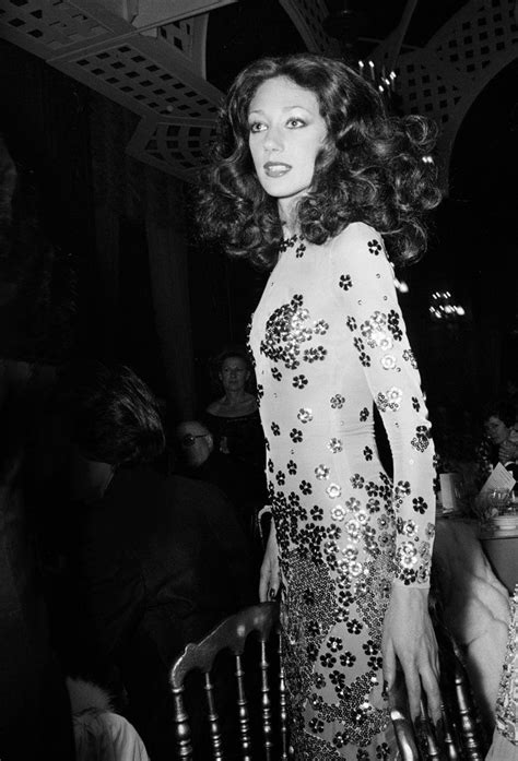 Marisa Berensons Style Marisa Berensons Fashion Moments 70s