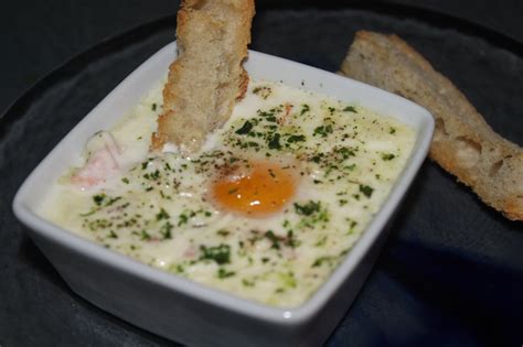 oeufs cocotte au saumon fumé Am Stram Miam