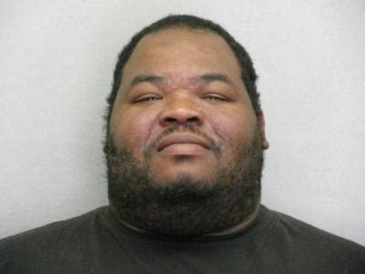 Terrance Tremayne Simon A Registered Sex Offender In Lancaster Oh