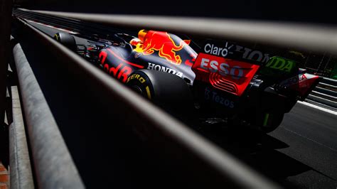 Red Bull F1 Desktop Wallpaper