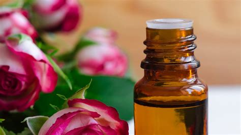 10 Essential Oils For Romance With Romantic Diffuser Blends Loving