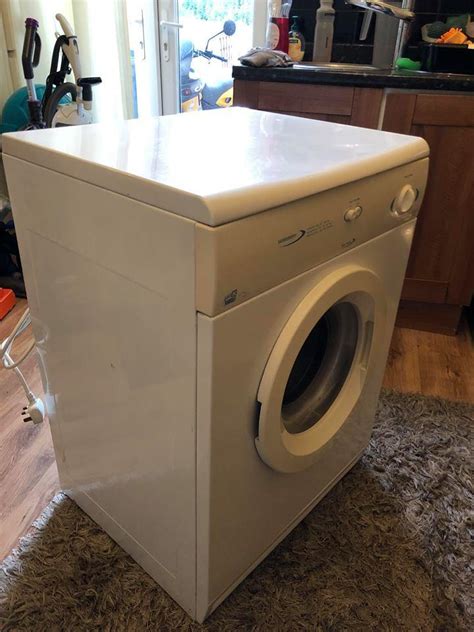 White Knight Sensordry 6 Kg Tumble Dryer In Fy3 Bispham Für £ 6000 Zum