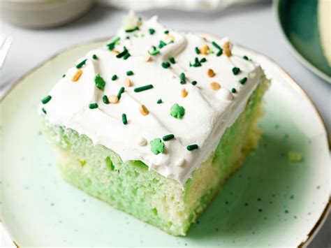 St Patrick S Day Poke Cake Old School Desserts Poke Cake Recipes