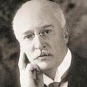 Значение имени Рудольф. Подбор мужских имен ребенку. Значение мужских ...