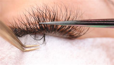 extensiones de pestañas en barcelona Lovely Lashes