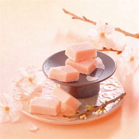 【ロイズ】チョコレートに“桜”のおいしさ、咲きました。桜香るスイーツを2月15日より販売中！！ 株式会社ロイズコンフェクトのプレスリリース