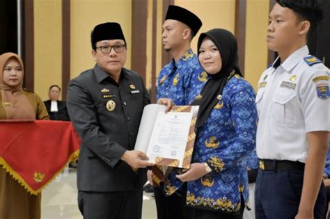 Pemkot Metro Gelar Penyerahan Sk Pengangkatan Cpns Motivasinews