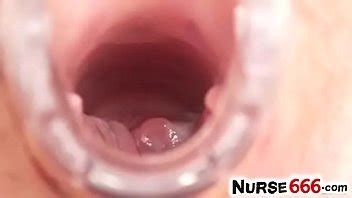 Olga Barz doble penetración con consolador en clínica fetichista XVIDEOS