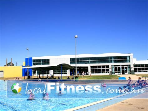 Melton Waves Leisure Centre Outdoor Pool Melton | Outdoor Swimming for ...