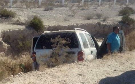 Volcadura en carretera San Pedro Cuatrociénegas deja un muerto