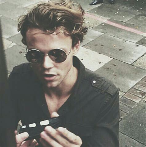 instagram // irwin - 21. - Wattpad