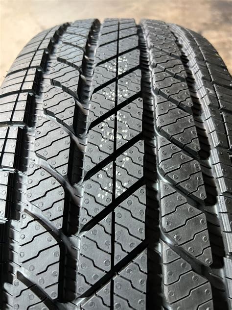 Take Off 265 70R16 Bridgestone Alenza AS Ultra 112T 10 5 32 EBay