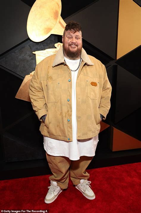 Jelly Roll Keeps it Casual in Tan Winter Outfit for 2024 Grammys ...