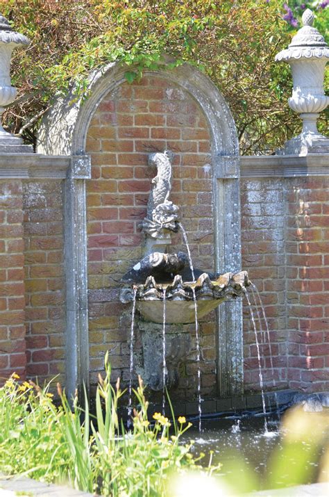 Garden fountain ideas: 10 decorative garden fountains | Homes & Gardens