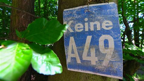 Lob Und Kritik Nach Gerichtsurteil Zum Ausbau Der A49