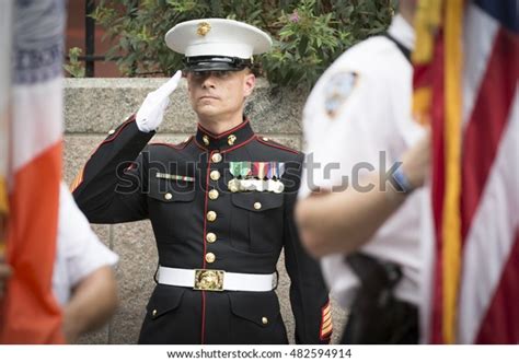 Us marines uniforms: Más de 11,998 fotos de stock con licencia libres ...