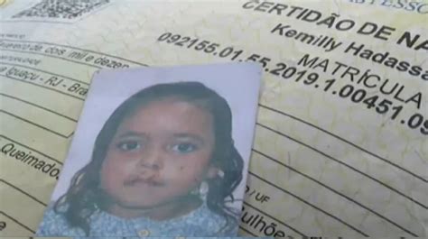 Tio Revela Que Menina De Anos Foi Atacada Chave De Fenda No Rosto