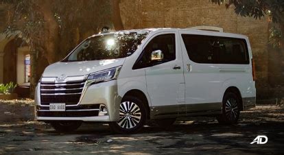 Toyota Hiace Super Grandia 2022 Price