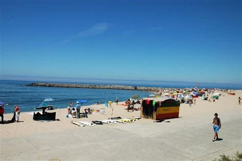 Levantada interdição de tomar banho na praia algarvia de Dona Ana