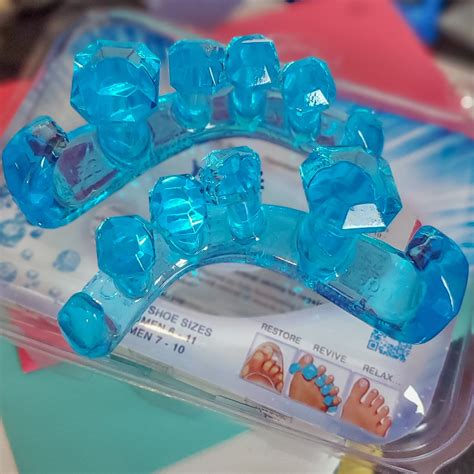 Toe Spacers – A Guide and Review of 7 Different Pairs | Obsessed with Barefoot Shoes