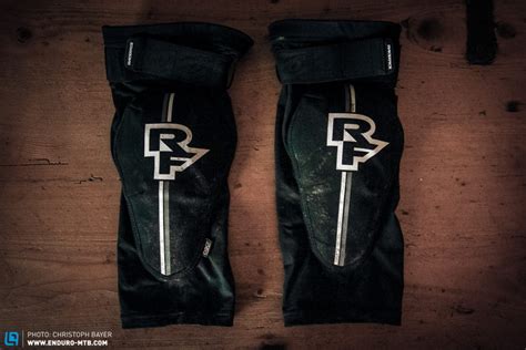 Team Tested Race Face Indy Knee Guards Review ENDURO Mountainbike