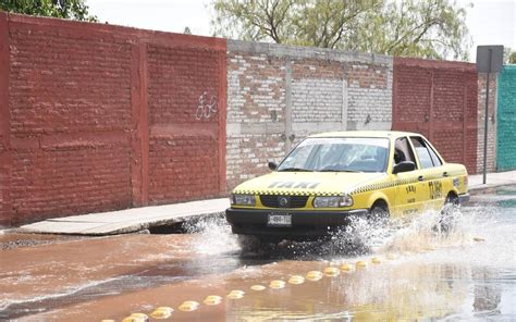 Fugas De Agua Afectan A Colonias De La Capital Queretana Diario