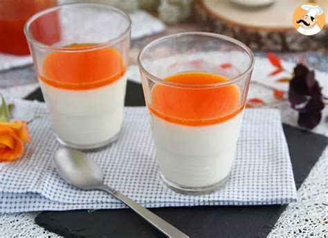 Panna cotta à la vanille et son coulis d abricots Les Recette de A à Z