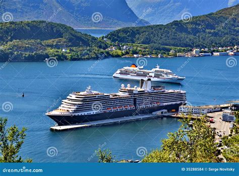 Alesund, Norway - Panoramic View On Center Of Cruise Port Alesund In Norwegian Fjords. Stock ...