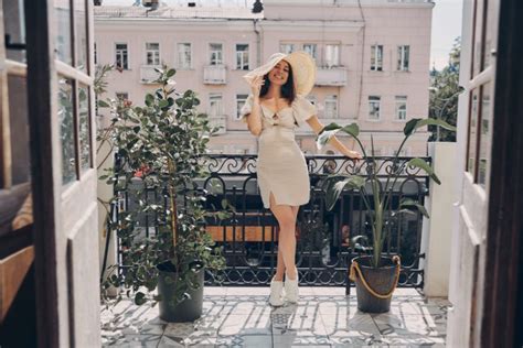 Best Travel Dresses For Europe Perfect For Paris