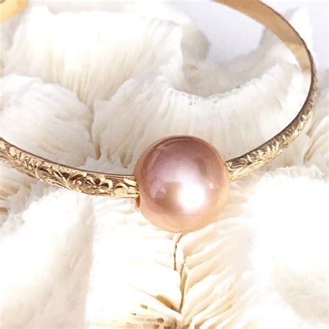 Bangle ALII Pink Edison Pearls Bangle Hawaiian Pearl Etsy Pearl