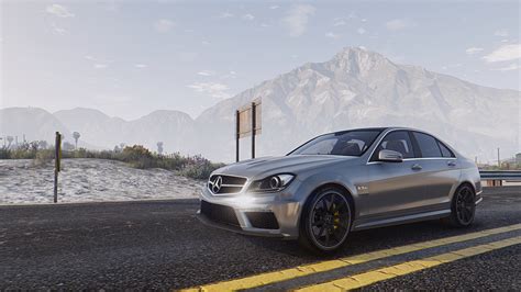 Mercedes-Benz C63 AMG - GTA5-Mods.com