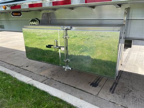 24x24x60 Smooth Aluminum Trailer Underbody Tool Box With Cam Latch Pit Stop Truck And Trailer