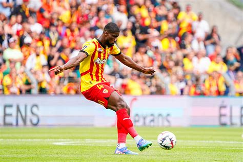 Saint Etienne Rc Lens Le Groupe De Will Still Danso Bien Pr Sent