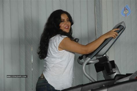 Jyothsna Hot Gallery Photo 51 Of 84