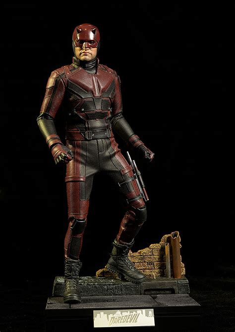 Review And Photos Of Daredevil Marvel Netflix Sixth Scale Action Figure