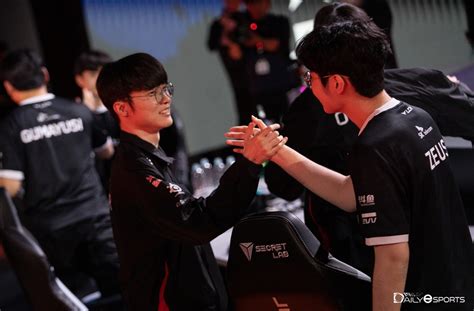 T1 젠지 꺾고 4시즌 연속 LCK 결승 진출MSI도 확정 종합 네이트 스포츠