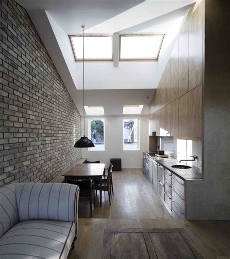 Architecture fans are debating the true mews house meaning today 3