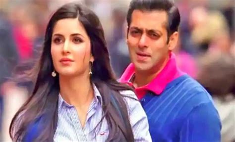 फिल्म में सिक्स पैक ऐब और बाहर इतना तोंद ट्रोल हुए Salman Khan