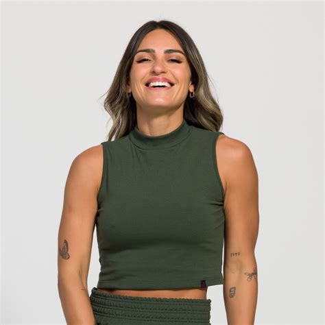 Cropped Luiza em Moletim Gola Rolê Físico Fitness