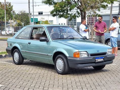 Ford Escort Gl Destacado En El Mercado De Automoci N Autoia