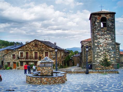 Valverde De Los Arroyos Viaje A La Arquitectura Negra Gastronomoyviajero